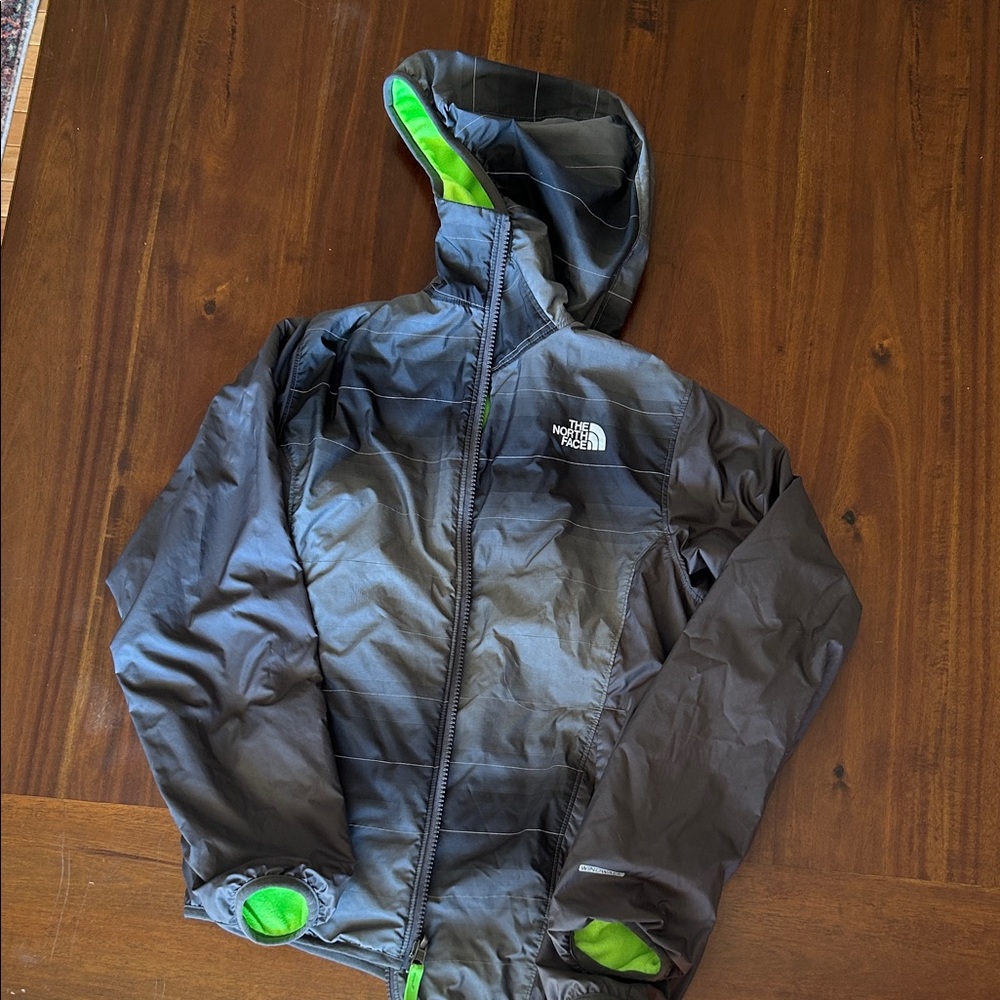 North face kids medium reversible jacket